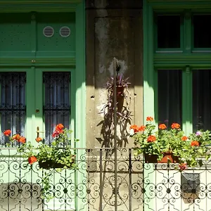  Apartman Miniapartman Magyarország