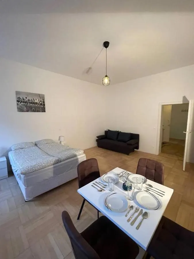 Family&Friends Apartments Schoenbrunn ウィーン