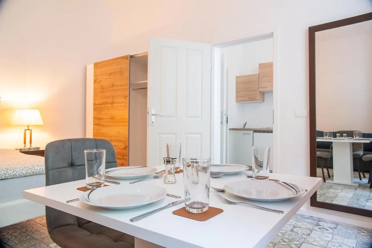 Family&Friends Apartments Schoenbrunn ウィーン