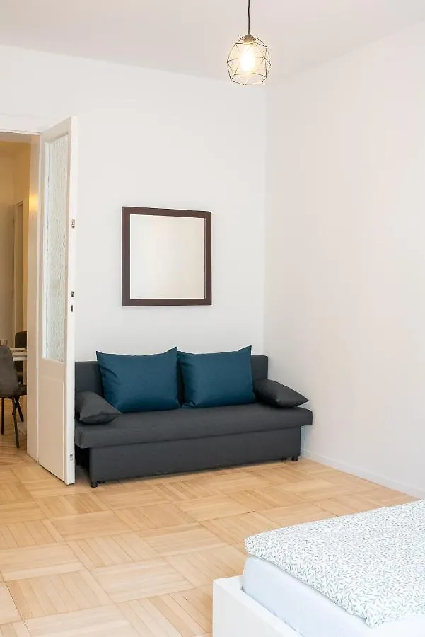 Family&Friends Apartments Schoenbrunn Vienna 0*,