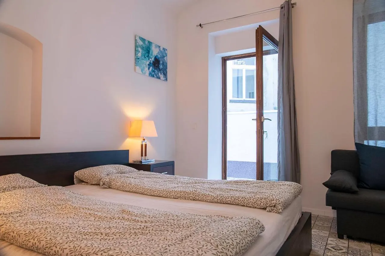Family&Friends Apartments Schoenbrunn Vienna